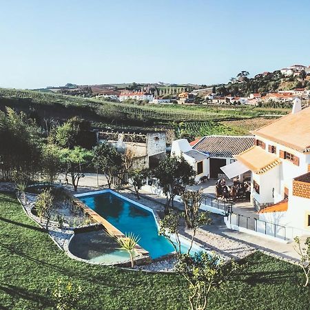 The Far End Surf House - Surf & Yoga Holidays Lourinhã Eksteriør bilde