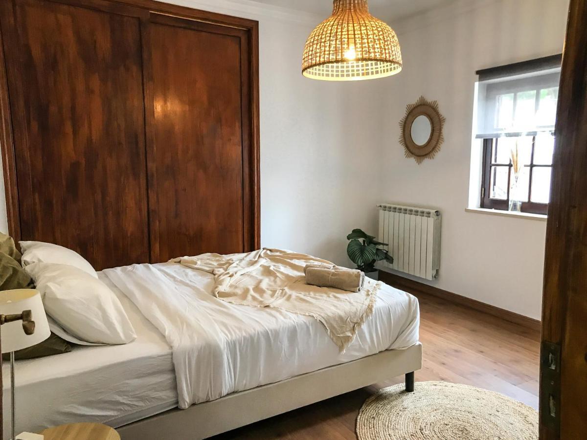 The Far End Surf House - Surf & Yoga Holidays Lourinhã Eksteriør bilde