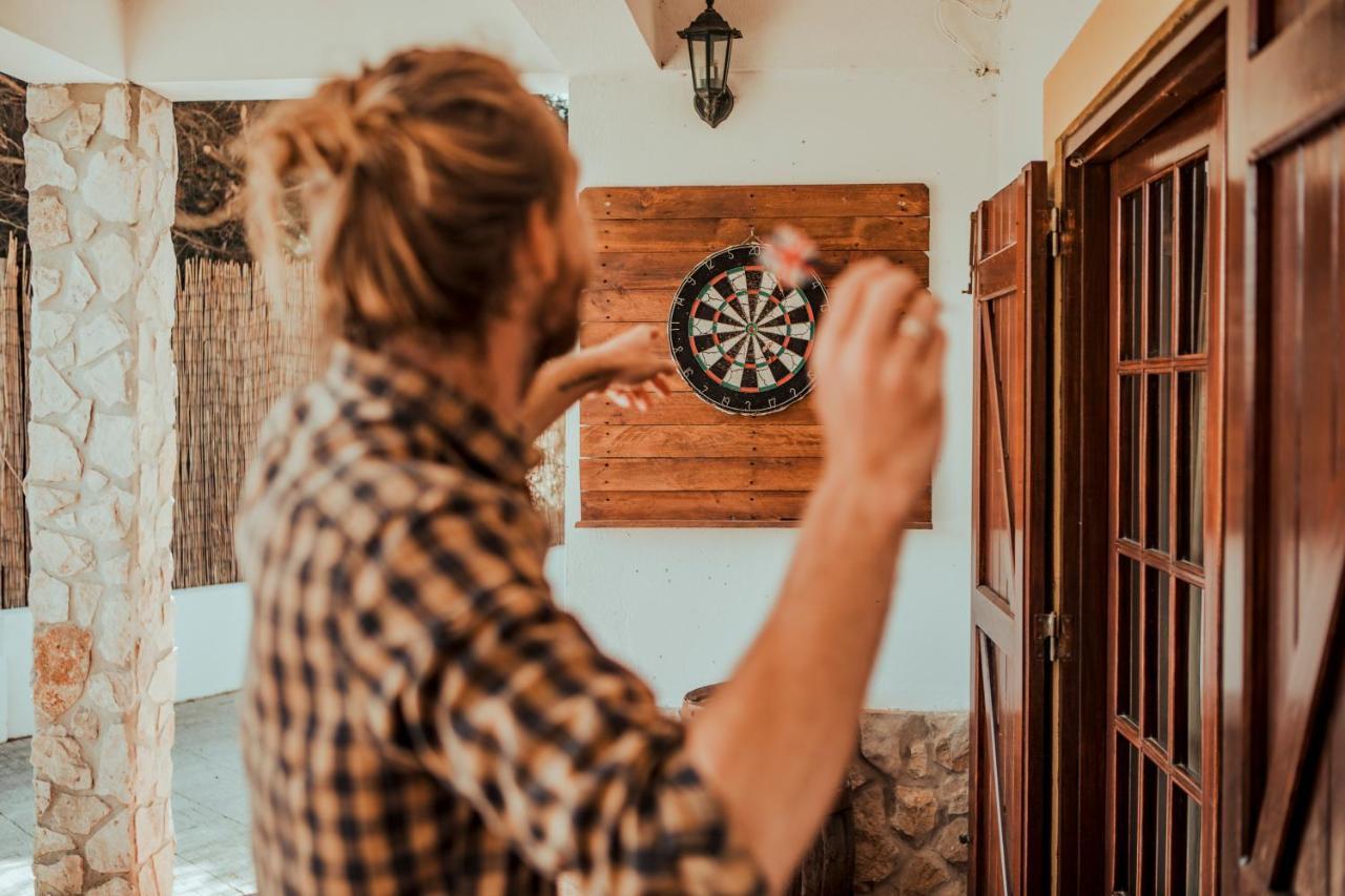 The Far End Surf House - Surf & Yoga Holidays Lourinhã Eksteriør bilde