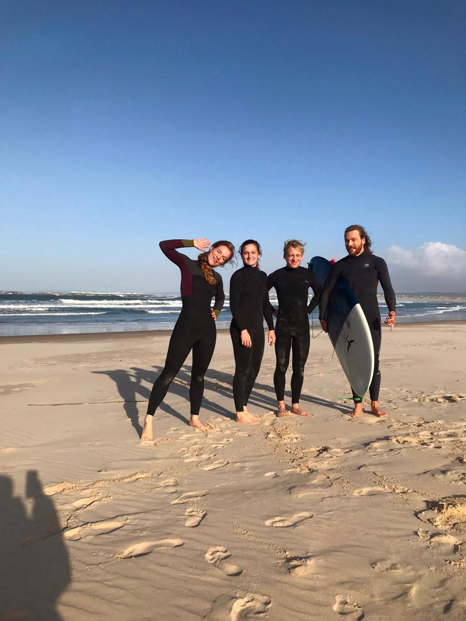 The Far End Surf House - Surf & Yoga Holidays Lourinhã Eksteriør bilde